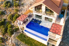 kiralık yazlık villa ovalı