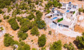 kiralık yazlık Villa Alpanos